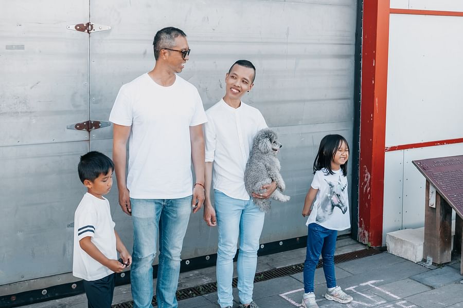 family kite building