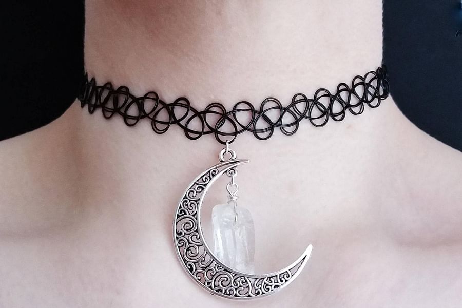 90s grunge choker necklace