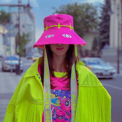 Navigating Neon: A Revival of Women's 80s Fashion
