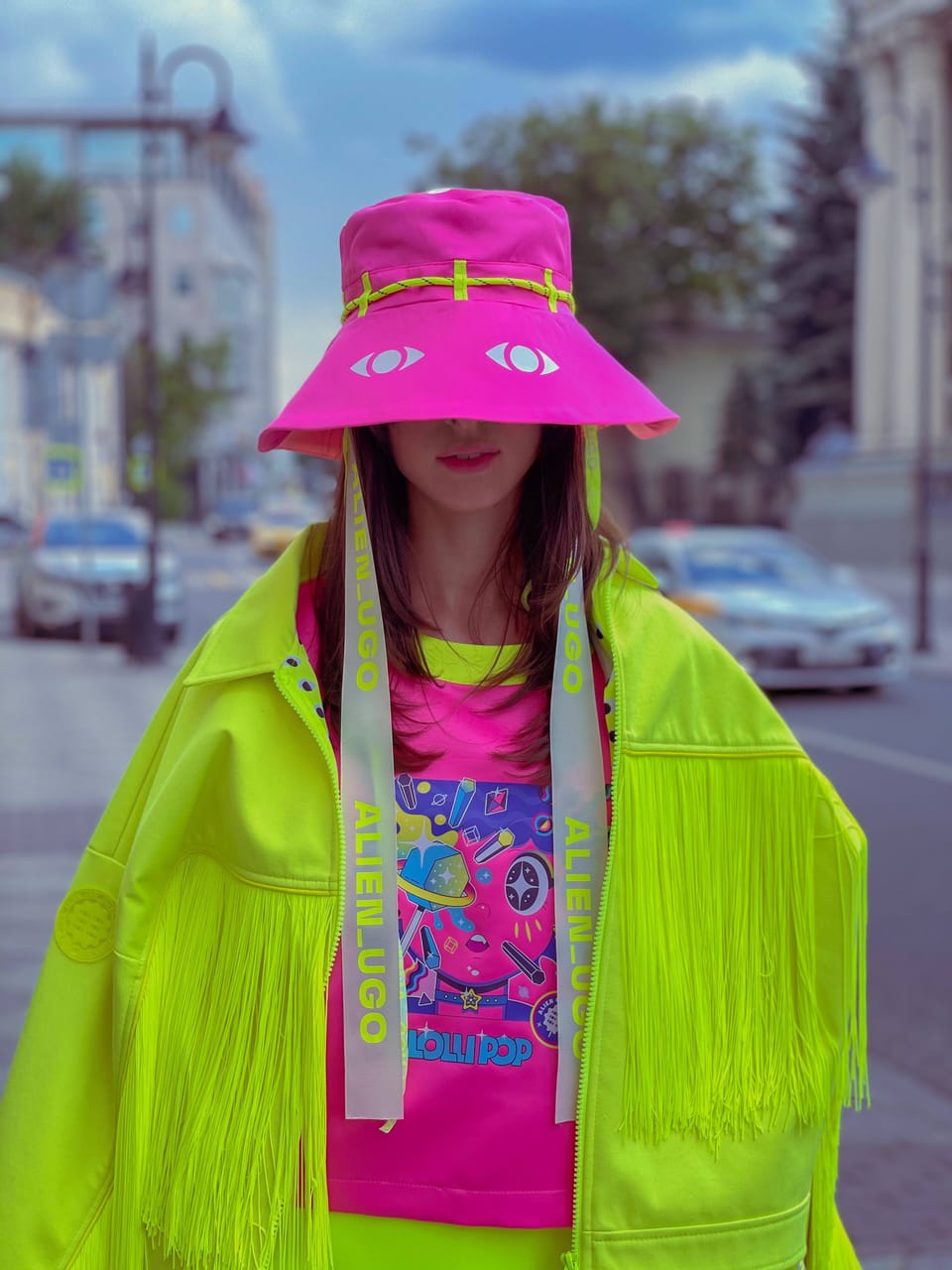 Navigating Neon: A Revival of Women's 80s Fashion