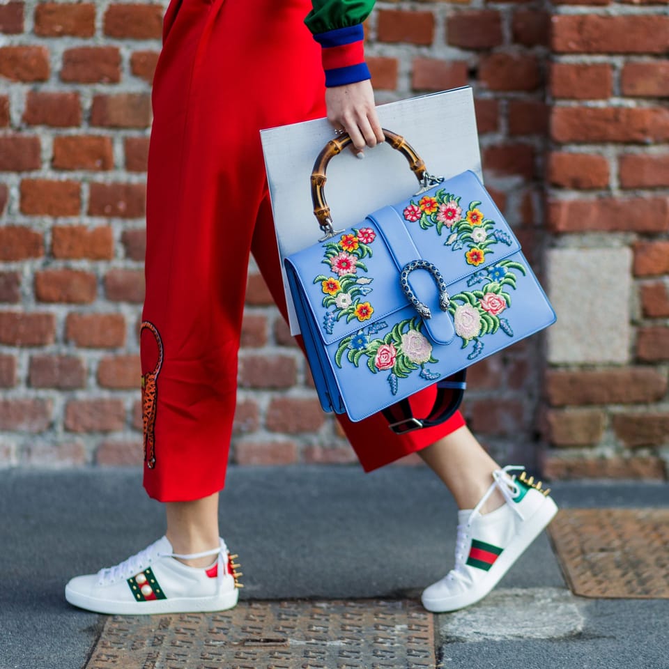 Sneakerhead Style: A Comprehensive Guide to Women's Fashion Sneakers