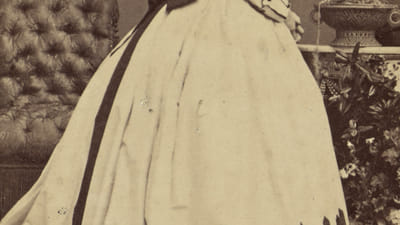 The Unseen Influence of 1910 Women's Fashion in Today’s Trends