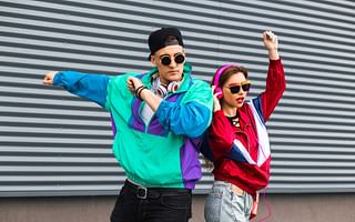 How to dress like the mid to late 90s and early 2000s without looking outdated?